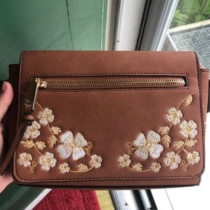 Crossbody bag